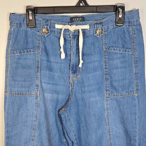 Curve Appeal Denim - Curve Appeal Women's 6/28 Lightweight Denim Wide Leg Cropped Jeans